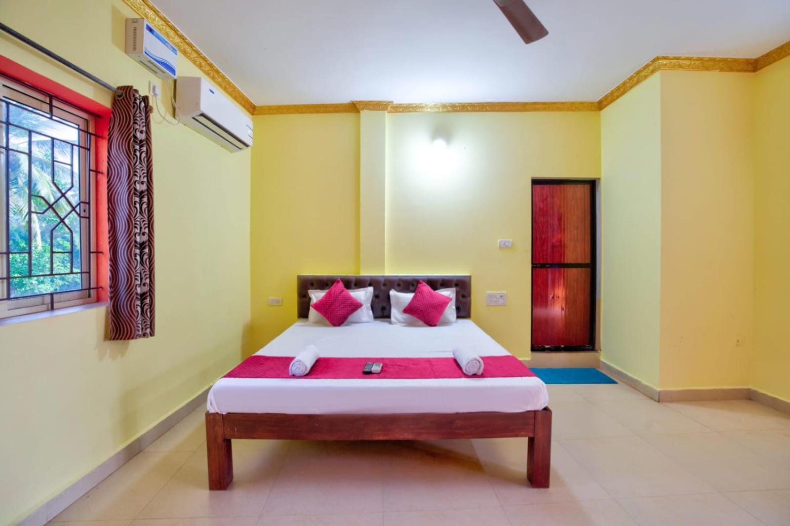 Hotel Savita Calangute Szoba fotó